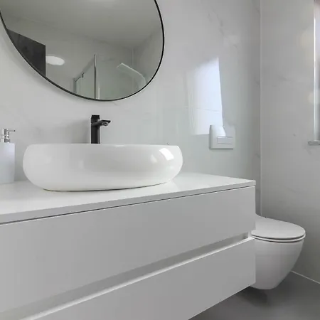 Mit Privatpool Fuer 8 Personen Ca 170 Qm In Pula, Istrien Istrische Riviera *